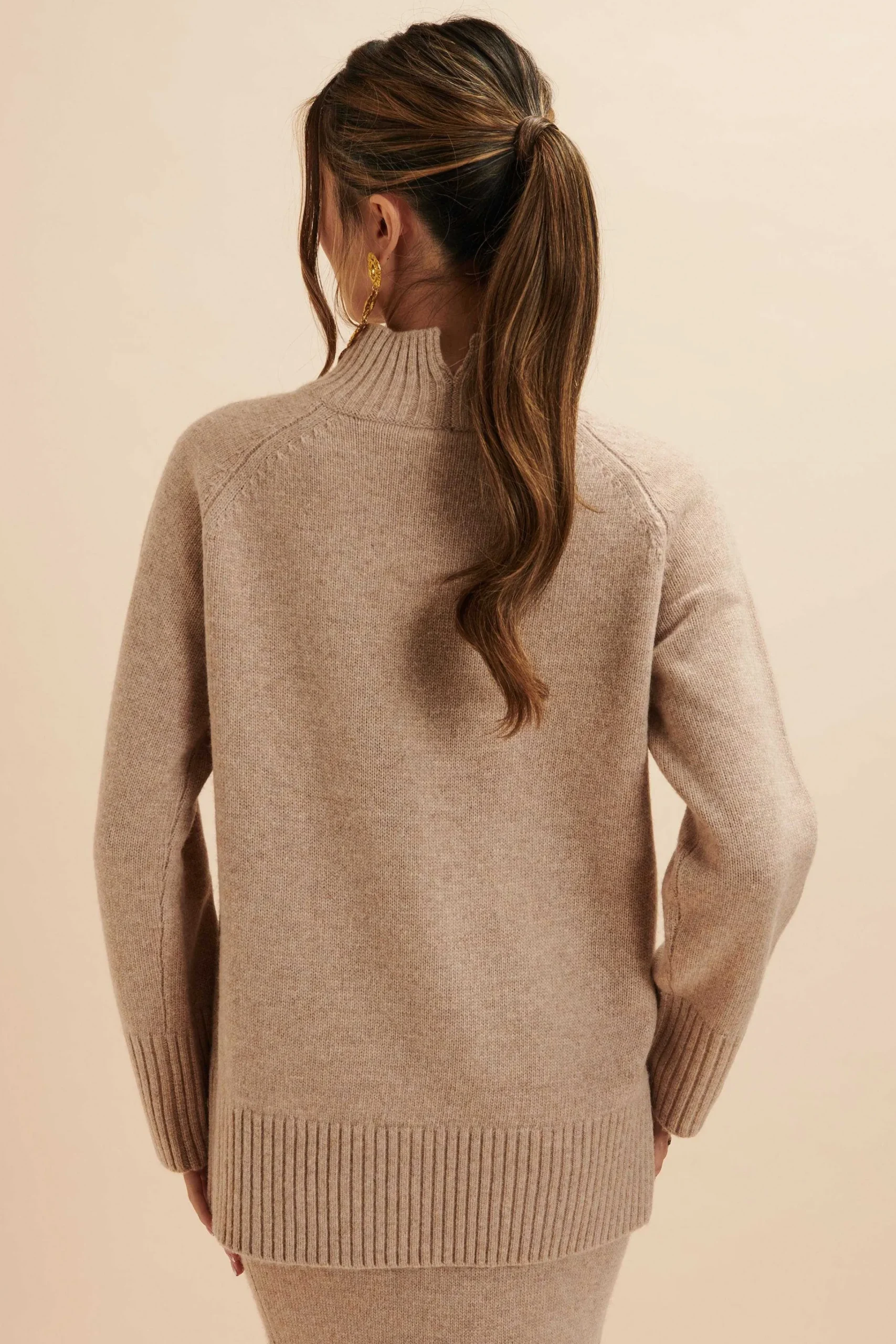 amari_knitted_cashmere_bl_2.webp Sale Lavish Alice Amari Knitted Cashmere Blend Jumper In Beige