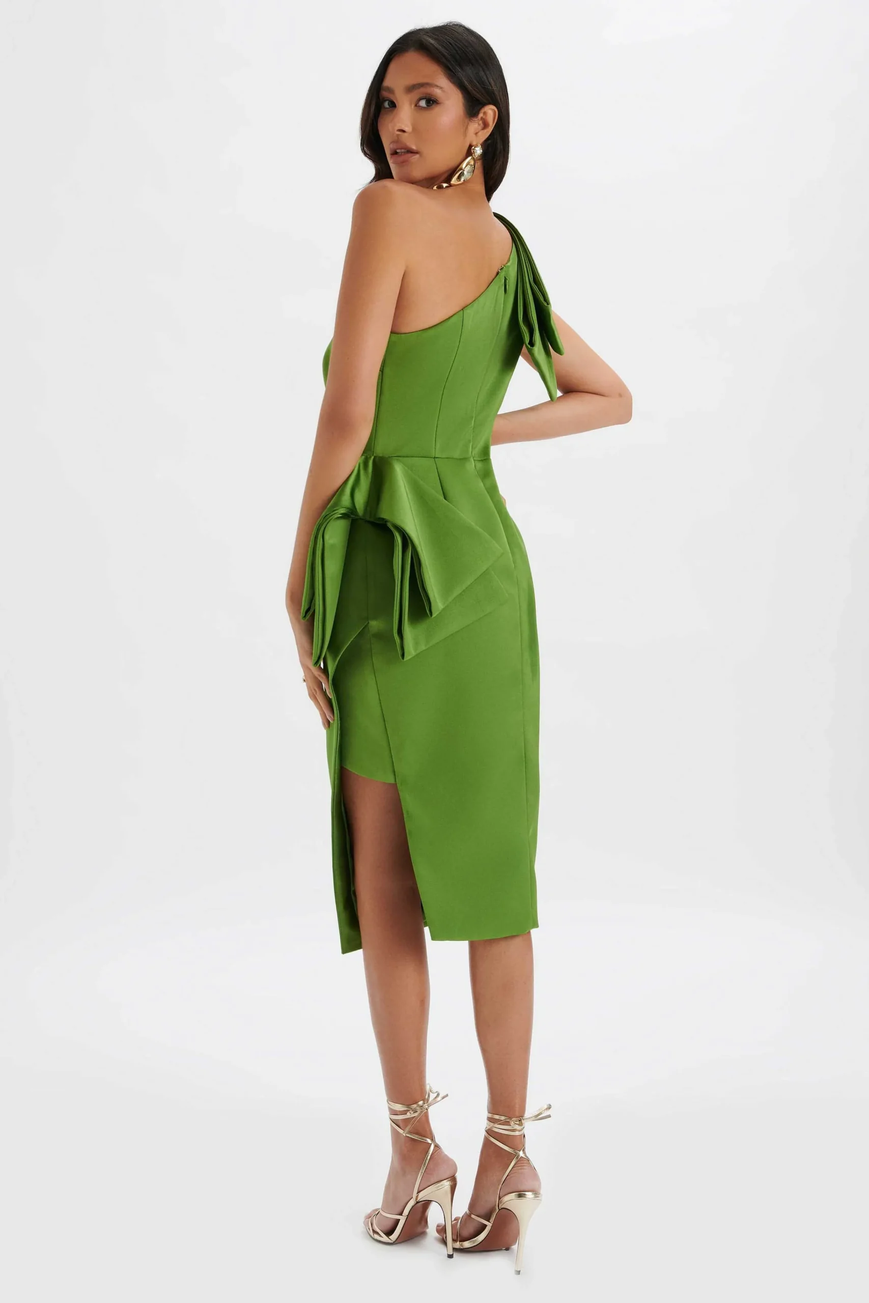 bloom_one_shoulder_bow_de_0-1.webp Flash Sale Lavish Alice Bloom One Shoulder Bow Detail Satin Midi Dress In Green