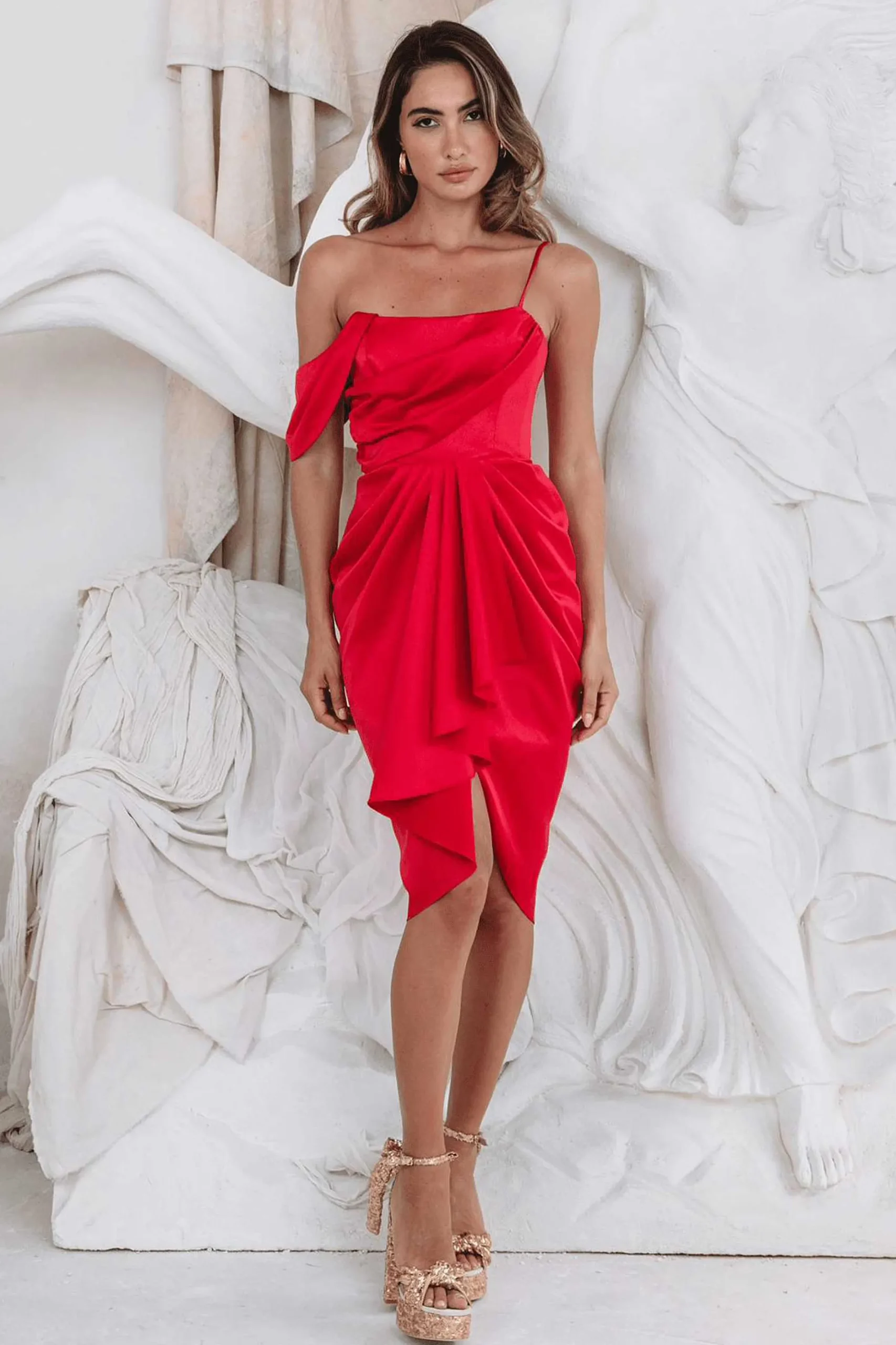 noura_asymmetric_draped_s_3.webp Cheap Lavish Alice Noura Asymmetric Draped Satin Midi Dress In Red